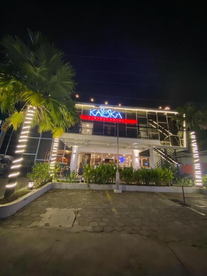 Kaloka Airport Hotel Sumbawa Besar Eksteriør billede