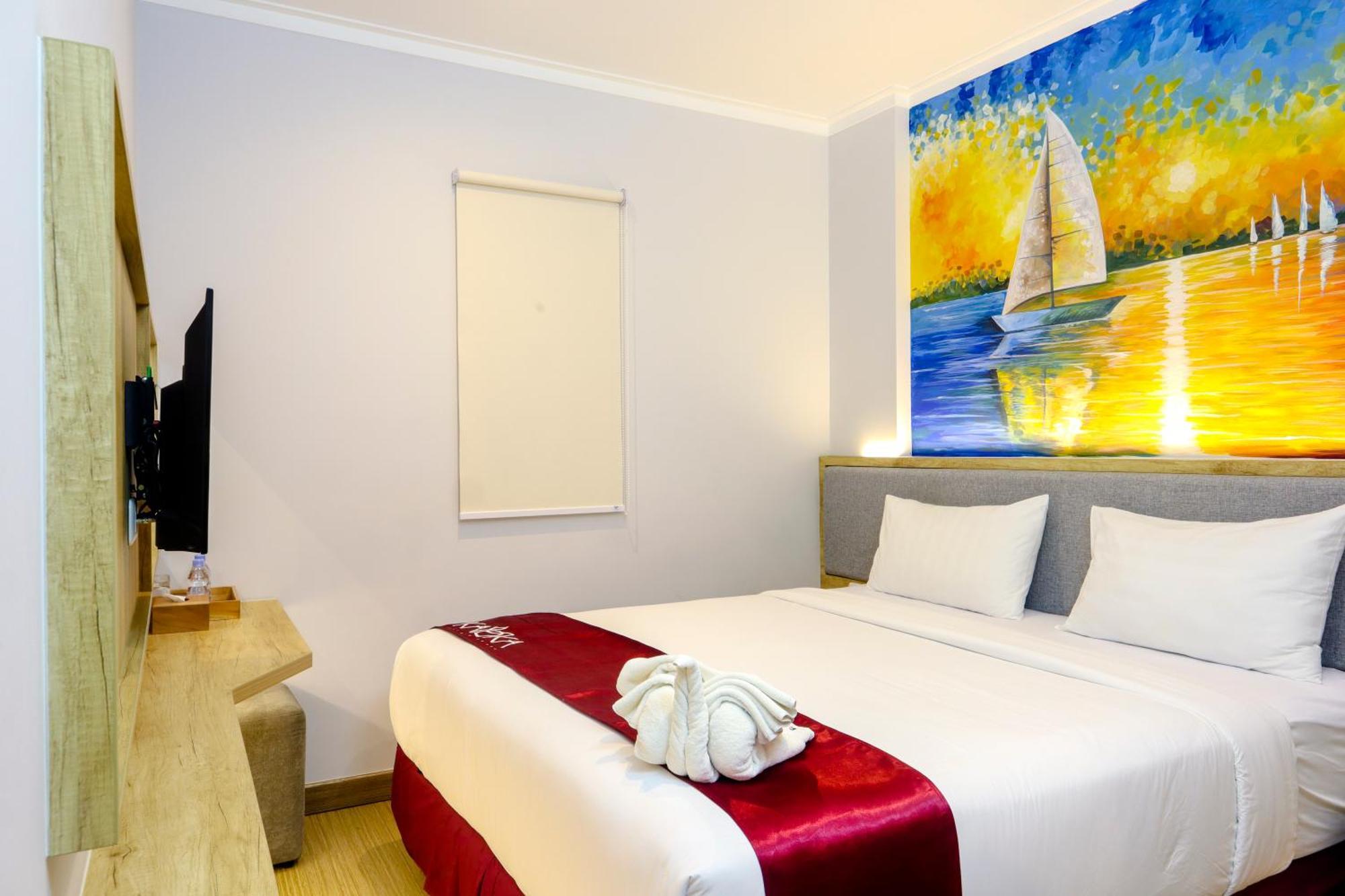 Kaloka Airport Hotel Sumbawa Besar Eksteriør billede